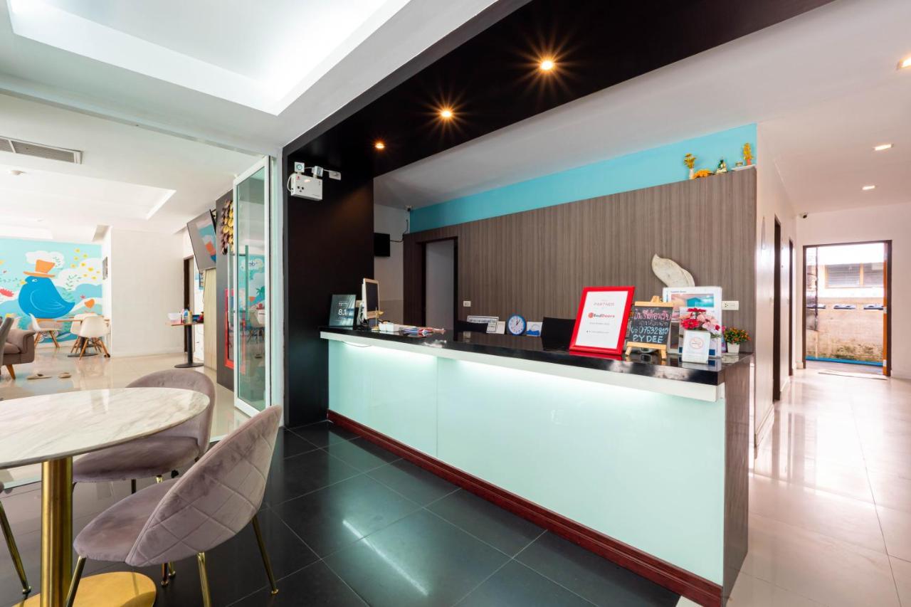 Hotel By Dee At Jomtien Esterno foto