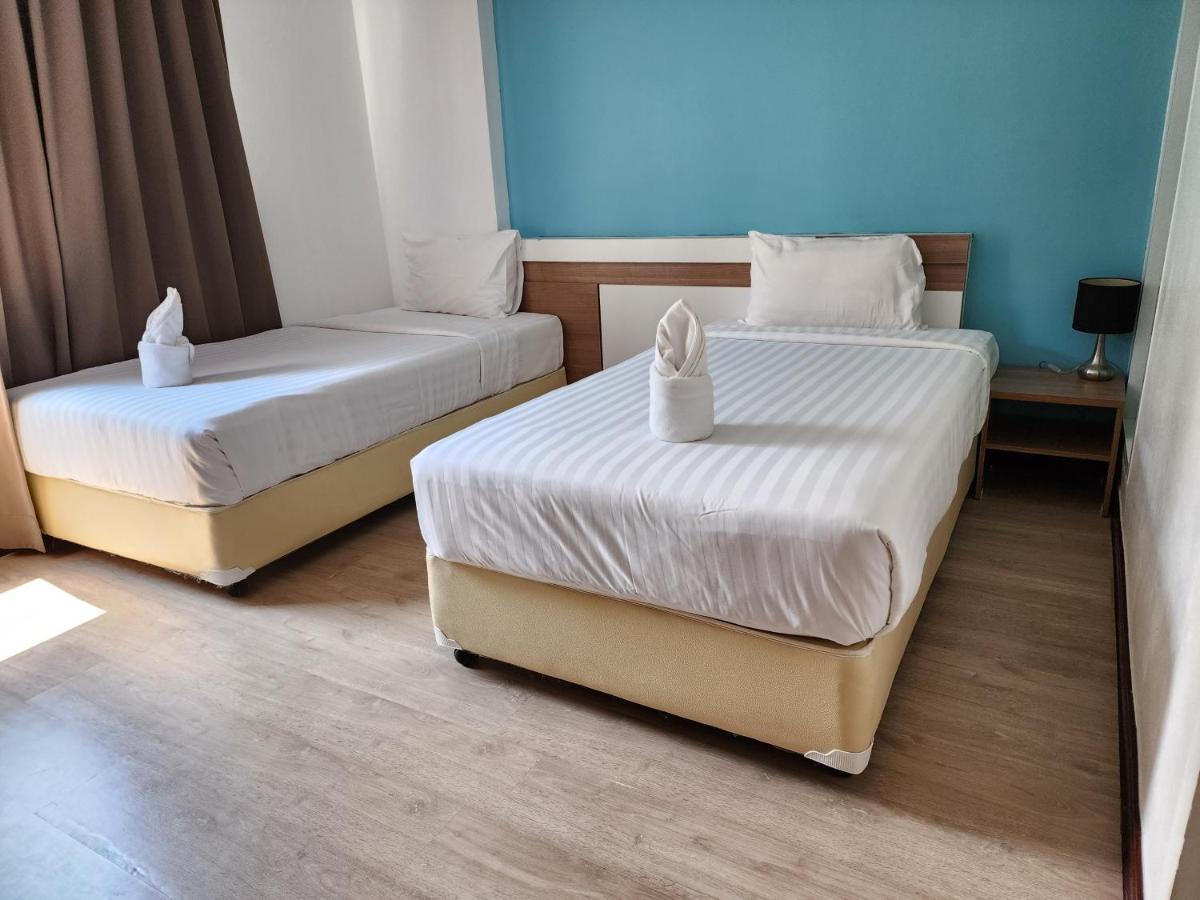 Hotel By Dee At Jomtien Esterno foto